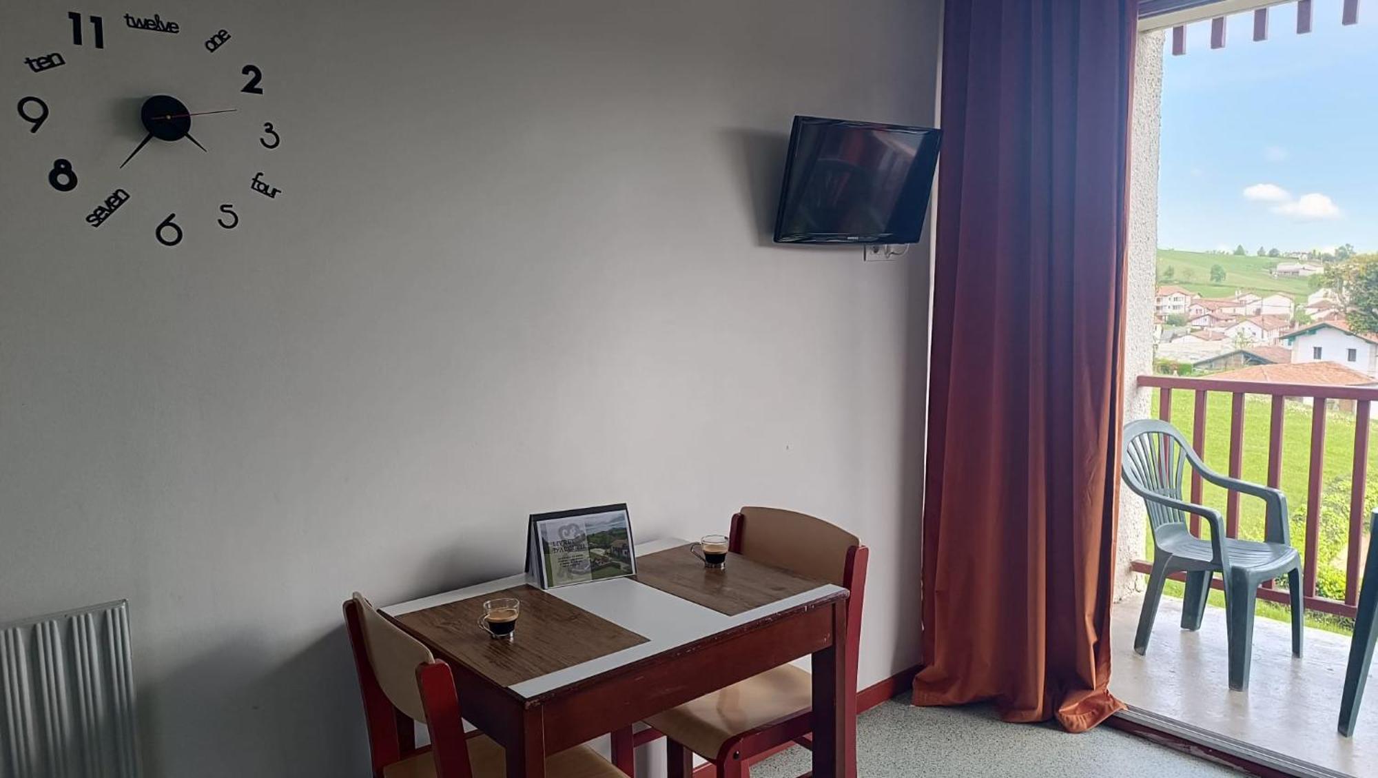 Ferienwohnung Adour Piscine Vue Montagnes Souraïde Exterior foto
